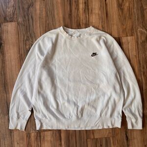 Nike Men's Club Fleece Crewneck Sweatshirt in White